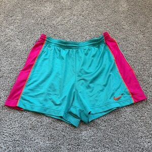 Nike Women Dri Fit Teal With Pink Side Trim Size Medium